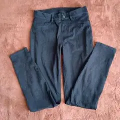 ユニクロ ブラック スキニーパンツ Мサイズ