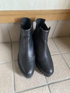 ショートブーツ　厚底　H&M