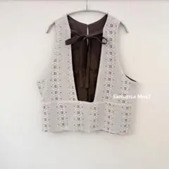 【新品未使用】サマンサモスモス　リバーシブルレースベスト　キナリ