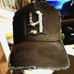 YOSHINORI KOTAKE ブラックキャップ 刺繍ロゴ付き