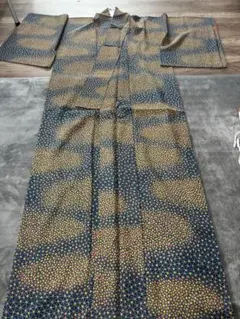 美品❣️レディース　着物のサムネイル