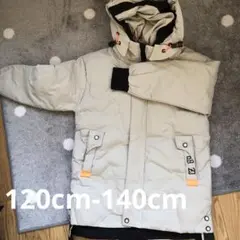 ベージュ フード付き ダウンコート