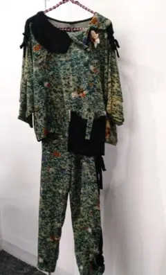 Item thumbnail for item 24c107b7-3832-4db0-890e-9011c8171d22