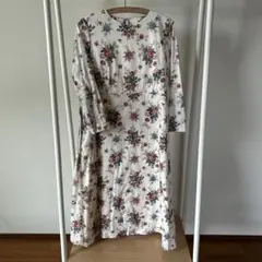 YAECA(ヤエカ) リバティワンピース SUSSEXのサムネイル