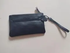 ブラックレザー コインケース ストラップ付き