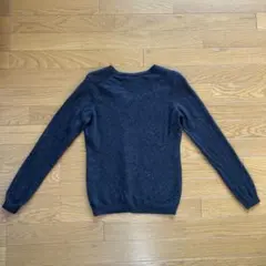 ユニクロ　カシミヤ　チャーコールグレー　縮み有り