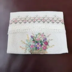 刺繍 ポケットティッシュケース ハンドメイド新品未使用