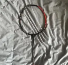 ASTROX 77 PRO バドミントンラケット　4ug6