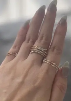 アッシュペーフランス ゴールド スタッキングリング 5個セット 10〜12号 CLASSIC COLLECTION Il Rock! 7連リング（リング）｜H.P.FRANCE