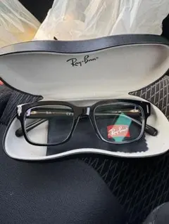 む*ん様 Ray-Ban ブラックフレーム メガネ
