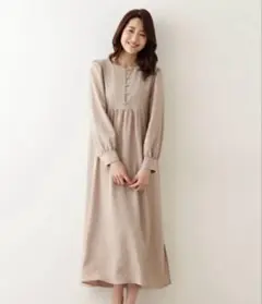 【新品】長袖 ワンピース NATURAL BEAUTY BASIC ベージュ