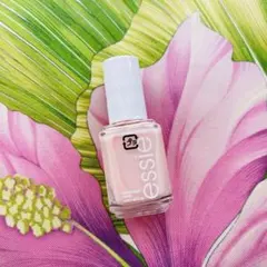 Essie 1001 Skinny Dip ネイル エナメル マニキュアのサムネイル