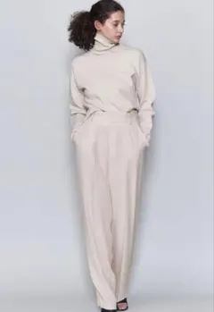 ジョーゼットストレートタックパンツ