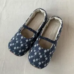 Item thumbnail for item 50b4264d-a65d-457d-954f-330dd2a4a7ab