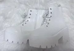 編み上げブーツ 厚底 ヒール ホワイト 白