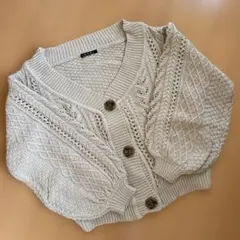 ベージュ ケーブル編み ニットカーディガン Mサイズ