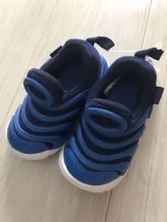 ★新品★タグ付き　12㌢　ダイナモフリー　ブルー　NIKE ニューバランス