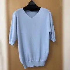 a.v.v ライトブルー Vネック 五分袖ニット