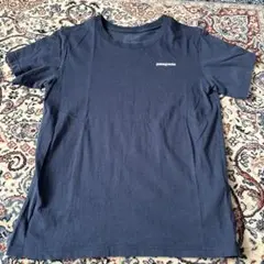 patagonia ネイビー Tシャツ キッズXLサイズ