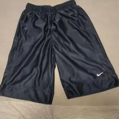 Nike バスケットボールパンツ 黒150Ｍ