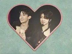 SEVENTEEN 「LOVE」封入ペアハートカード（スングァン&ジュン） - メルカリ