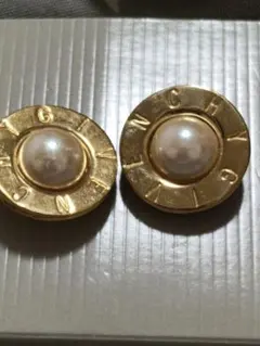 ジバンシー ヴィンテージ イヤリング ラウンド パールモチーフゴールド