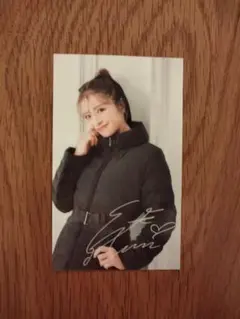ストロベリーフィールズ　綺咲愛里　サインデータカード