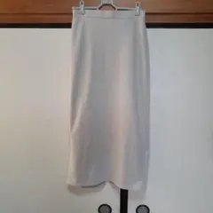 ベージュリブロングスカート