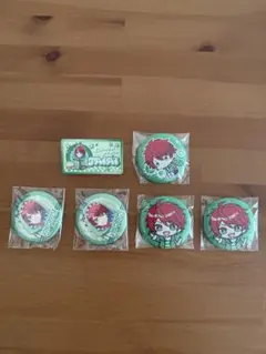 カラフルピーチ　じゃぱぱ　缶バ