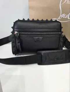 クリスチャンルブタン　ショルダーバッグ