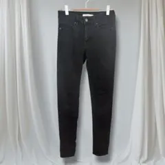 リーバイス711 スキニーデニムパンツ 黒 25 春夏 ストレッチ 美脚効果定番のサムネイル