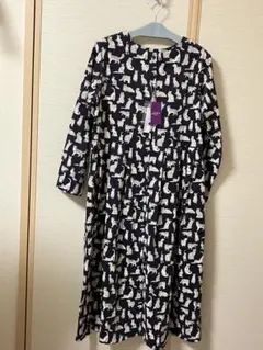 リバティロングワンピース　猫柄(ミャオウ)ネイビー　新品タグ付き　細コーデュロイ