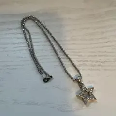 星形 ペンダント ネックレス