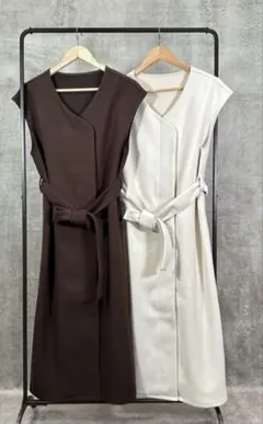 新品しまむら　えだコラボ　リノルーセ　ニットジレワンピース　ホワイト　Mサイズ