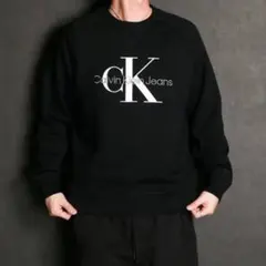 カルバンクライン　Calvin Klein Jeans ブラック スウェット