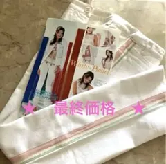雑誌掲載♥︎可愛い3色カラーリボンCHANELホワイトデニム♥︎スラックス白シャネルのサムネイル