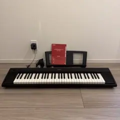 【美品・使用回数少】ヤマハ　ＮＰ-１１　電子ピアノ Amazon.co.jp: YAMAHA 電子キーボード piaggero(ピアジェーロ
