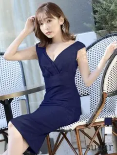 【値下げセール】JEAN MACLEAN Vカットタイトミディアムドレス