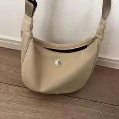 MARY QUANT エポビジューデイジーポイント ボディバッグ グレージュ