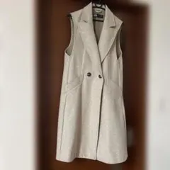 ZARA ベージュダブルボタンロングジレ