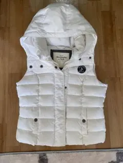 Abercrombie & Fitch フード付きダウンベスト L