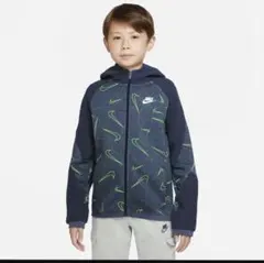 半額値下げ新品タグ付きナイキ裏起毛フード付きトレーナージッパー