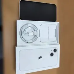 Apple iPhone13mimi 256GB ホワイトのサムネイル