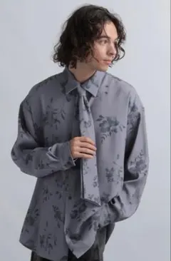 【美品】ドローイングフラワーボウタイシャツ【HARE】