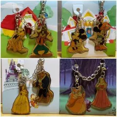 ディズニーキャラクター　ペアチャームストラップ　非売品