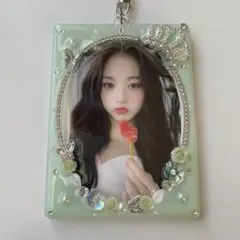 トレカキーホルダー　韓国　トレカ　レジン　デコ　硬質　ケース　トレカケース　緑