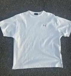 LUCY ホワイト Tシャツ 半袖のサムネイル