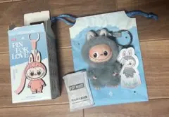 POP MART PIN FOR LOVE イニシャル ラブブ 【W】