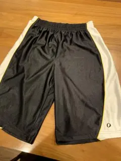 IGNIO バスケットボールパンツ 黒と白　バスパン