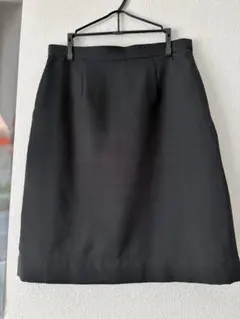 ブラック タイトスカート ひざ丈